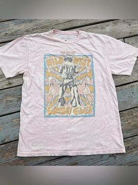 Lotus Fashion- Wild West Cowboy Club Pink Graphic Tee large